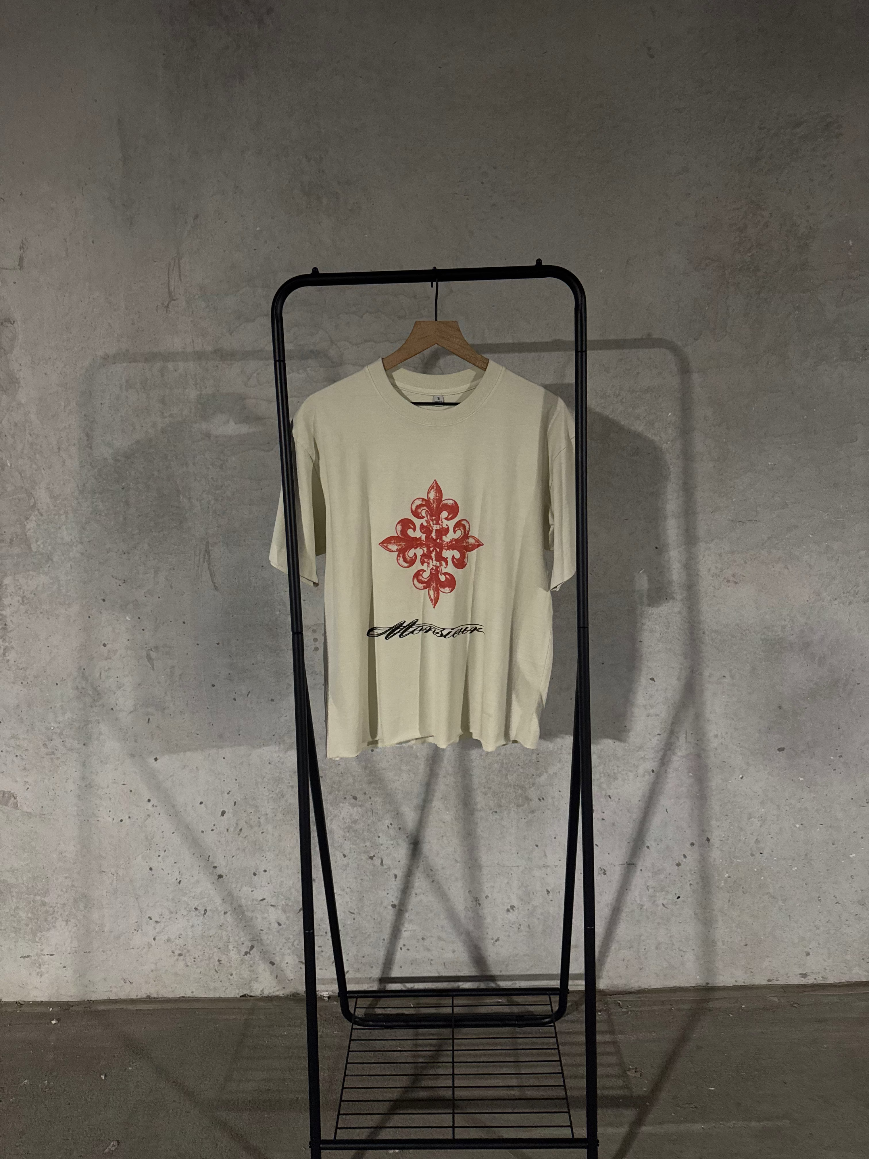 Fleur Crest Tee