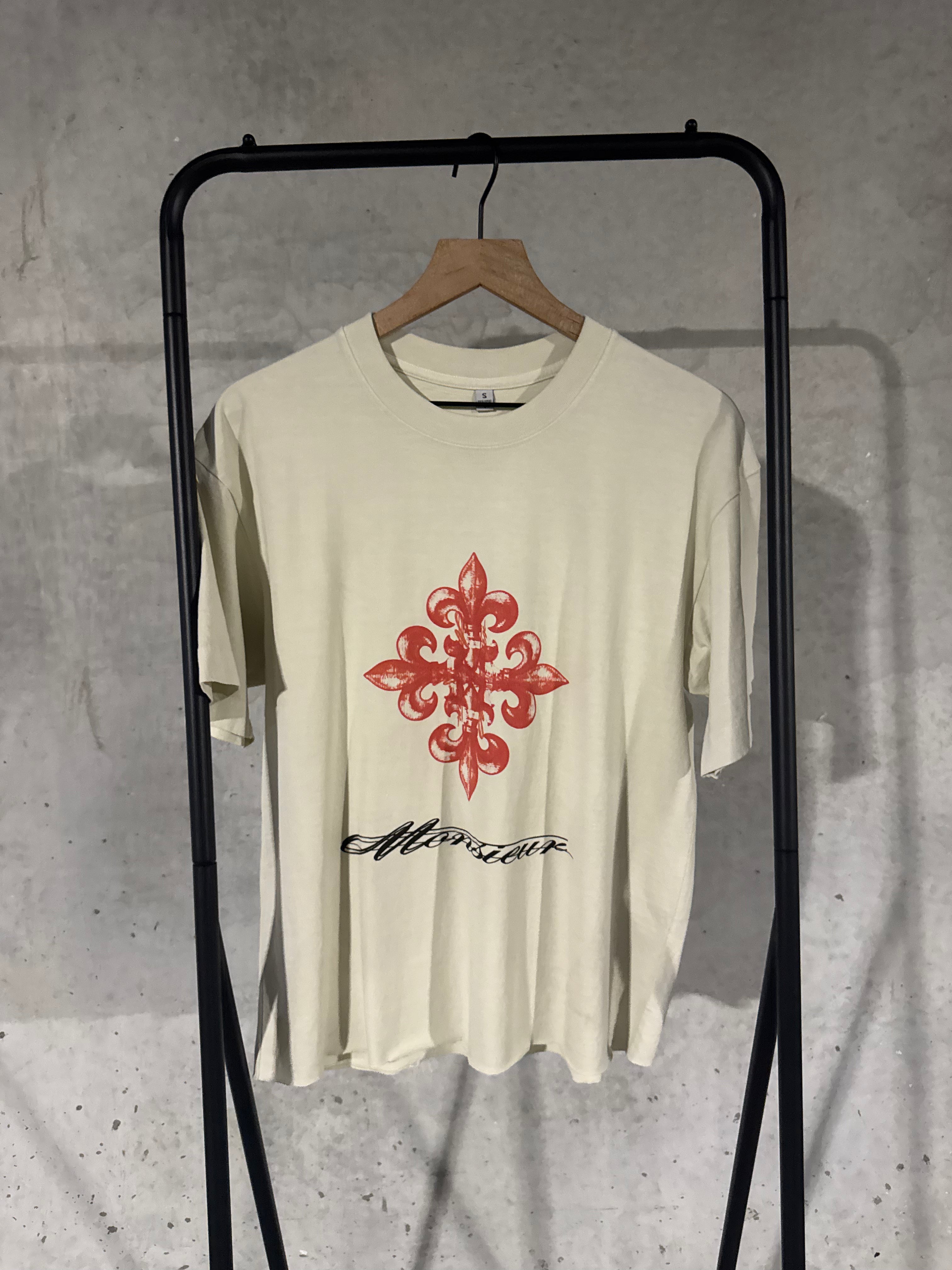 Fleur Crest Tee